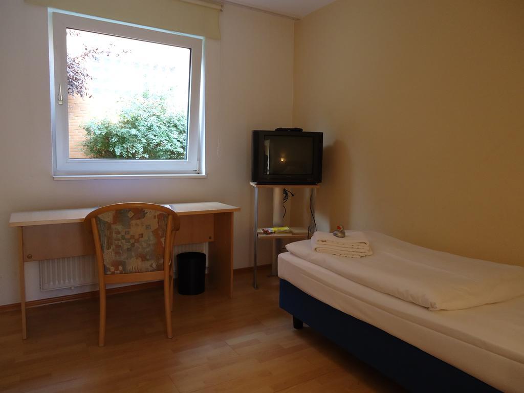 Vahrenwalder Hotel Hannover Exterior foto